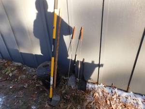 lot 338 image: Metal ash bucket, bbq fire pit skewers, fireplace shovels, hoe and chisel