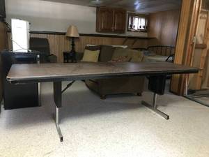 lot 379 image: Fold up banquet table