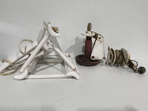 lot 25 image: Boat Anchor and Ladder