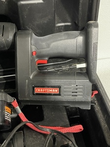 lot 29 image: Craftsman Cordless Tool Set