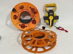 lot 43 image: 100 Foot Tape and Extension Cord