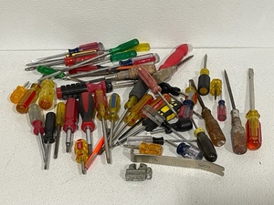 lot 49 image: Screwdrivers