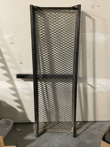 lot 82 image: Tow Hitch Carrier