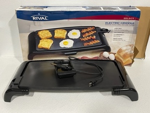 lot 45 image: Rival Electric Griddle