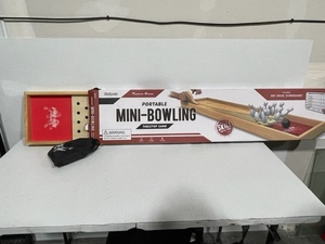 lot 47 image: Mini Bowling Game