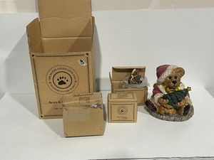 lot 50 image: Bearware Pottery Works