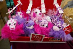 Box of 12 New peepers to hang on your backpack