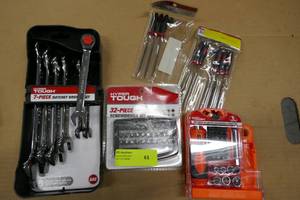 Tool Lot - Ratchet wrench set, bit set, files