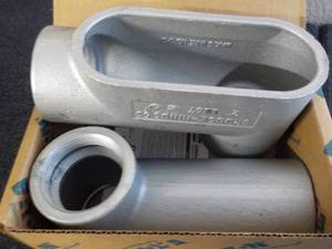 Crouse Hinds LB67 2 - 2 Conduit Ou...