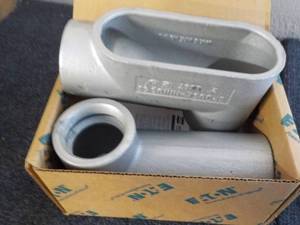 Crouse Hinds LB67 2 - 2 Conduit Ou...