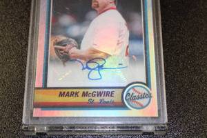 lot 74 image: 2022 Donruss Classics Mark McGwire Autograph #CA-MM