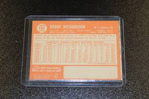 lot 114 image: 1964 Topps Bobby Richardson #190