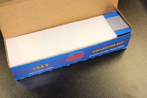 lot 165 image: 1989 Score Baseball Complete Set