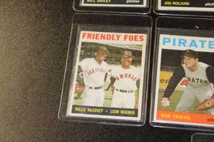 lot 173 image: 1964 Topps Baseball Card Lot  13 Cards