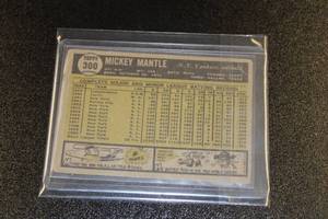 lot 230 image: 1961 Topps Mickey Mantle #300 damaged