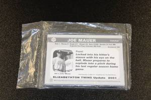 lot 236 image: 2001 Elizabethton Twins Joe Mauer SGA 10 Card Set 8561500  Only 1500 Sets Made