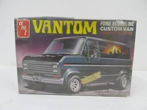 Vintage AMT Vantom Ford Econoline Custom Van