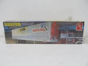 Larger AMT Watkins Reefer Semi Trailer