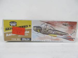 Life-Like Hobby Kits Military Series Aerial Missile Helicopter