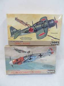 Group of 2 Hawk Kits - Zero A6M5 &amp Messerschmitt Bf 109G