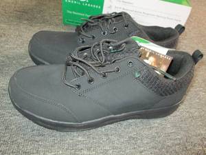 emeril lagasse size 11.W slip resis...