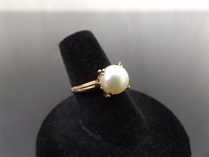 18K Yellow Gold Genuine Pearl Ring Size 6.5
