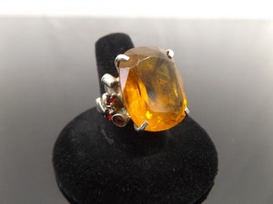 .925 Sterling Silver Garnet Accented Citrine Cocktail Ring Size 8.5