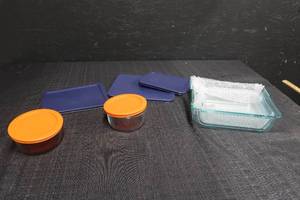 PYREX FOOD STORAGE
