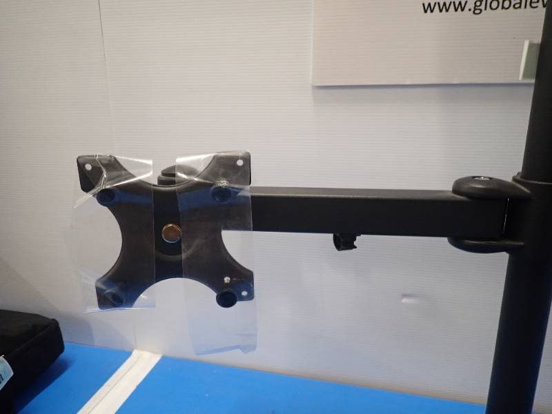 Generic Dual Monitor Stand  Can Fit 2 22 Monitors
