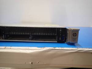 HP&nbspProLiant DL360 Gen9 Server  Power supply&nbspDPS-800AB-11 A (x2 units)  CPU&nbspINTEL(R) XEON(R) CPU E5-2660 V3  2.60GHZ  16GB DDR4 RAM  NO HDs  8 HD bays  Includes CAB-AC power cable