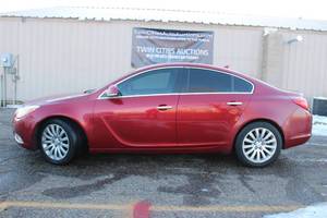2013 Buick Regal Turbo - 2 OWNERS