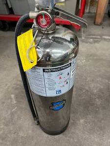 lot 12 image: NEW, BUCKEYE FIRE EXTINGUISHER