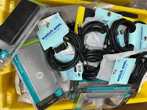 lot 26 image: LARGE ASSORTMENT PHONE CASES AND MORE
