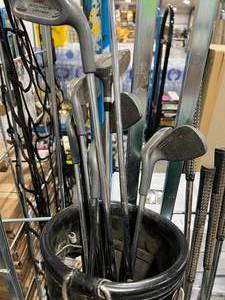 lot 37 image: MIXED ADULT GOLF CLUBS
