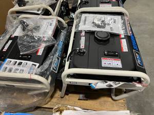 lot 82 image: PULSAR PG3250 GAS GENERATORS