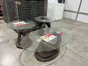 lot 85 image: GLASS COFFEE TABLE AND TWO END TABLES