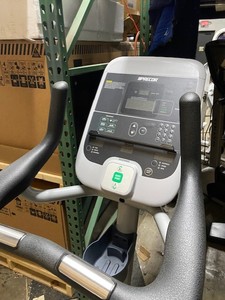 Precor 633 Commercial Upright Bike