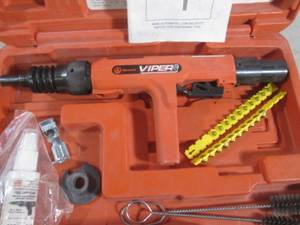(F-0) Ramset Viper Tool with Case
