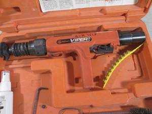 (D-2) Ramset Viper Tool with Case...
