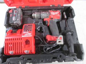 (D-2) Milwaukee M18 Cordless 12 H...