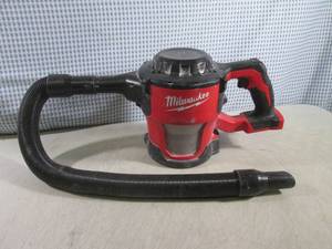 (EC1) Milwaukee 18V Cordless Compac...
