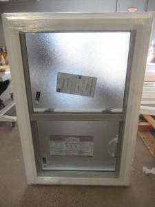 Simonton 6500 Series Double Hung Window in White Vinyl with Screen & Iced Glass - Dual Cam - 31 58 in x 47 12 in x 3 12 in wall (SCRATCH & DENT)