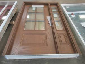 Woodgrain Entry Way Door with 34 Sidelite -Door is 36 in x 80 in - 34 Lite  51.25 in x 80.75 in - Exterior Color is Woodgrain - Interior Color White Woodgrain (SLIGHT SCRATCH & DENT)