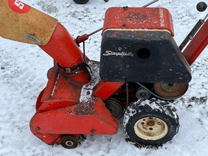 lot 7 image: Simplicity Sno-Away Snow Blower