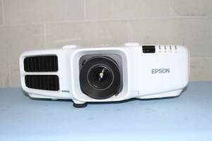 lot 4 image: Epson PowerLite Pro G6450WU Widescreen WUXGA 3LCD HD 4500-Lumen Large Venue  Home Theater Projector
