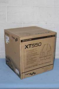 lot 15 image: New in Box - SoundTube Sound Tube Premium Commercial-Grade Outdoor Pro Audio Loudspeaker Speaker - Model XT550