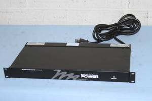 lot 76 image: Middle Atlantic PD-815R-PL 15 Amp 15A 8-Outlet Rackmount Power Strip