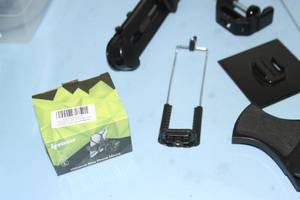 lot 93 image: Miscellaneous Lot of iPhone iPad Mobile Phone & Tablet Mounting Items & Accessories