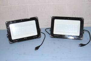 lot 94 image: Qty 2 - Onforu 100-Watt 100W IP66 Waterproof LED Flood Lights  - Modelu UFLBR008102