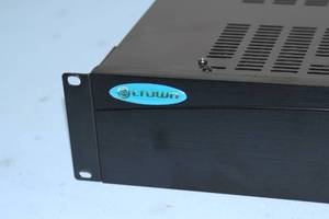 lot 105 image: Crown Audio 180A 180-A Commercial  Industrial Pro Audio Power Amplifier
